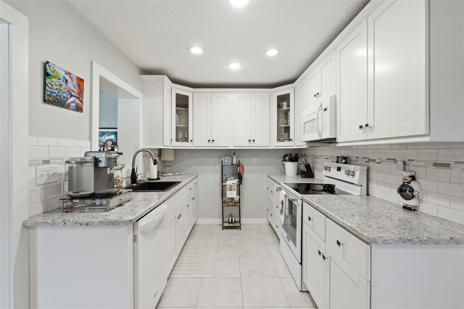 Image 13 of 59 For 198 Lake Franklin Drive