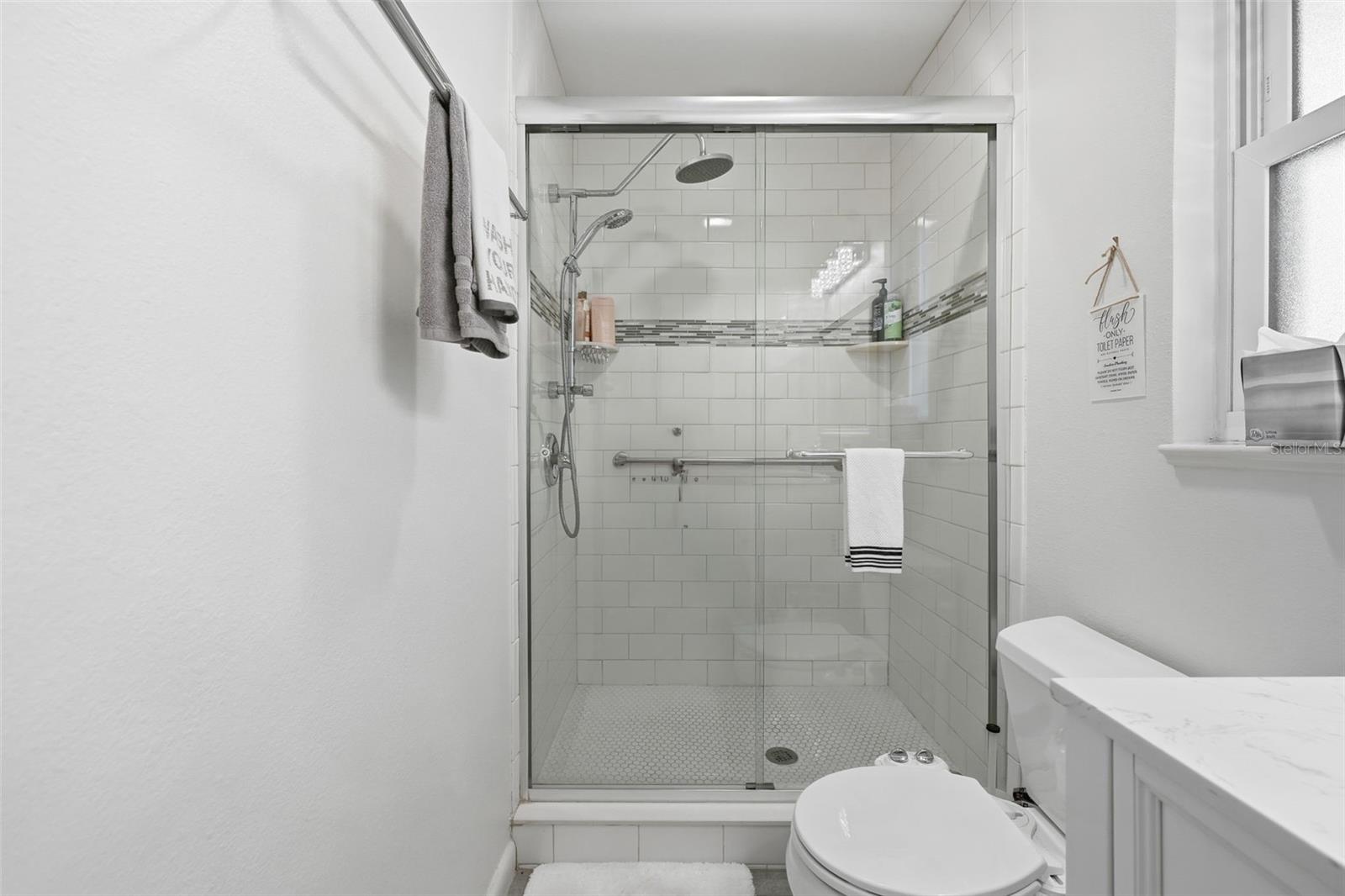 Image 25 of 59 For 198 Lake Franklin Drive