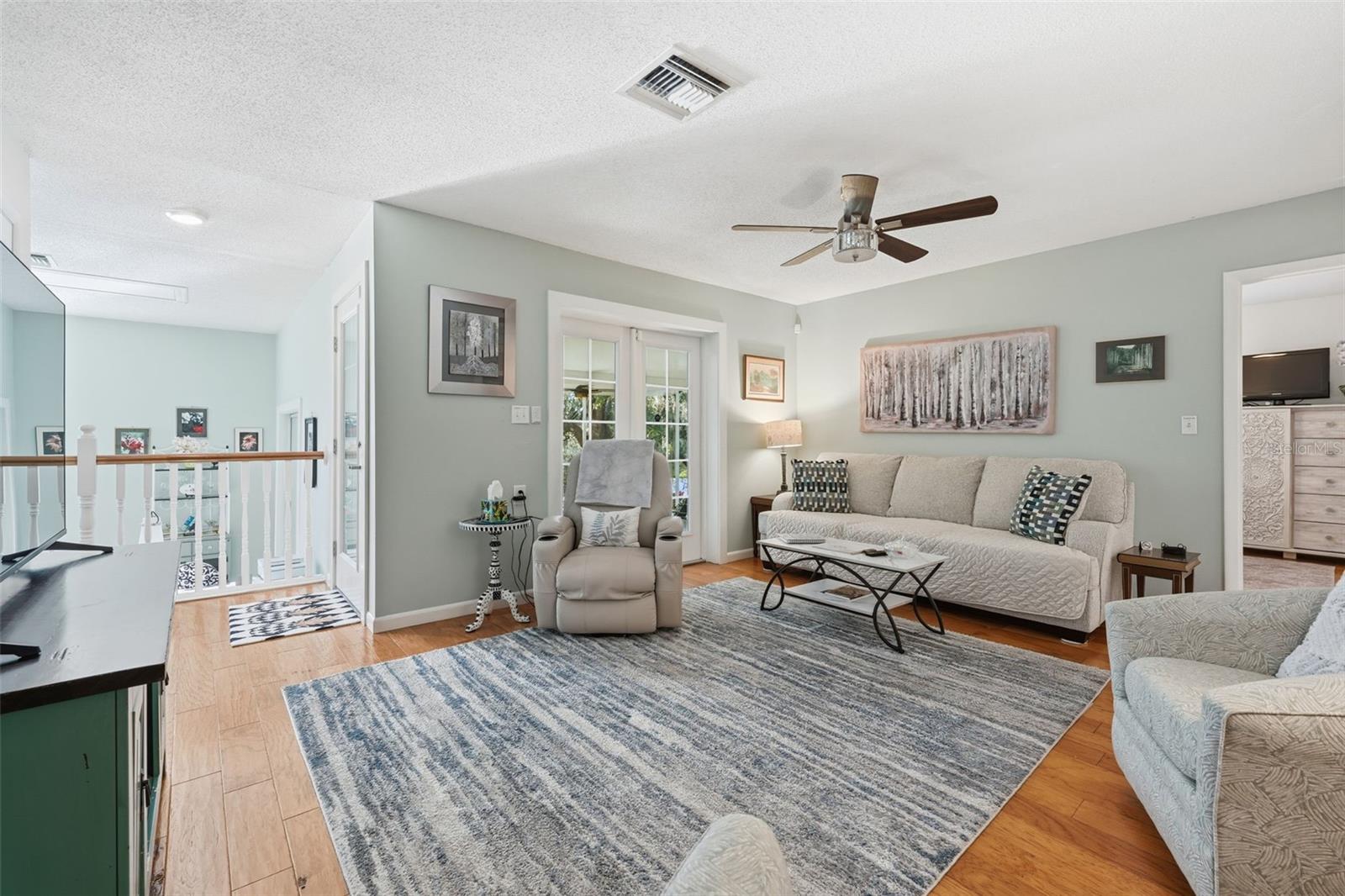 Image 32 of 59 For 198 Lake Franklin Drive