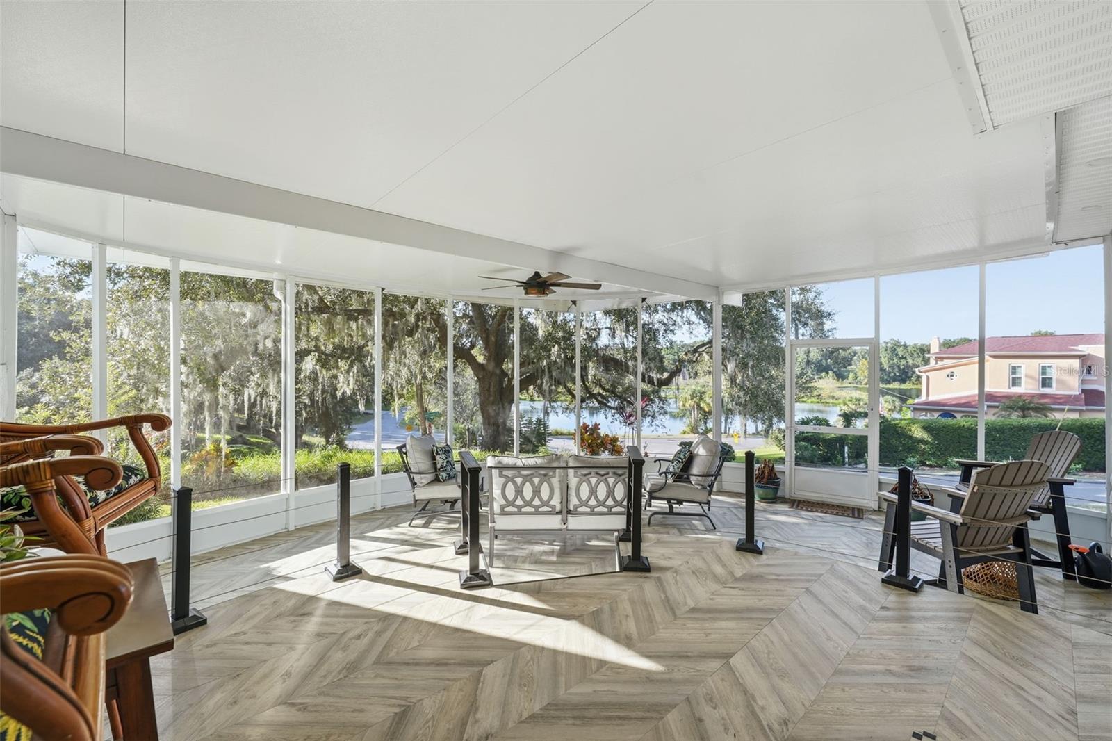 Image 37 of 59 For 198 Lake Franklin Drive