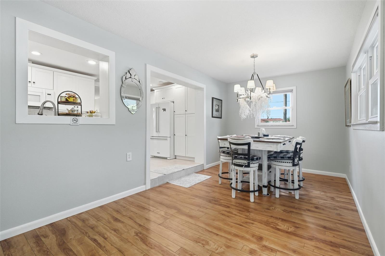 Image 7 of 59 For 198 Lake Franklin Drive