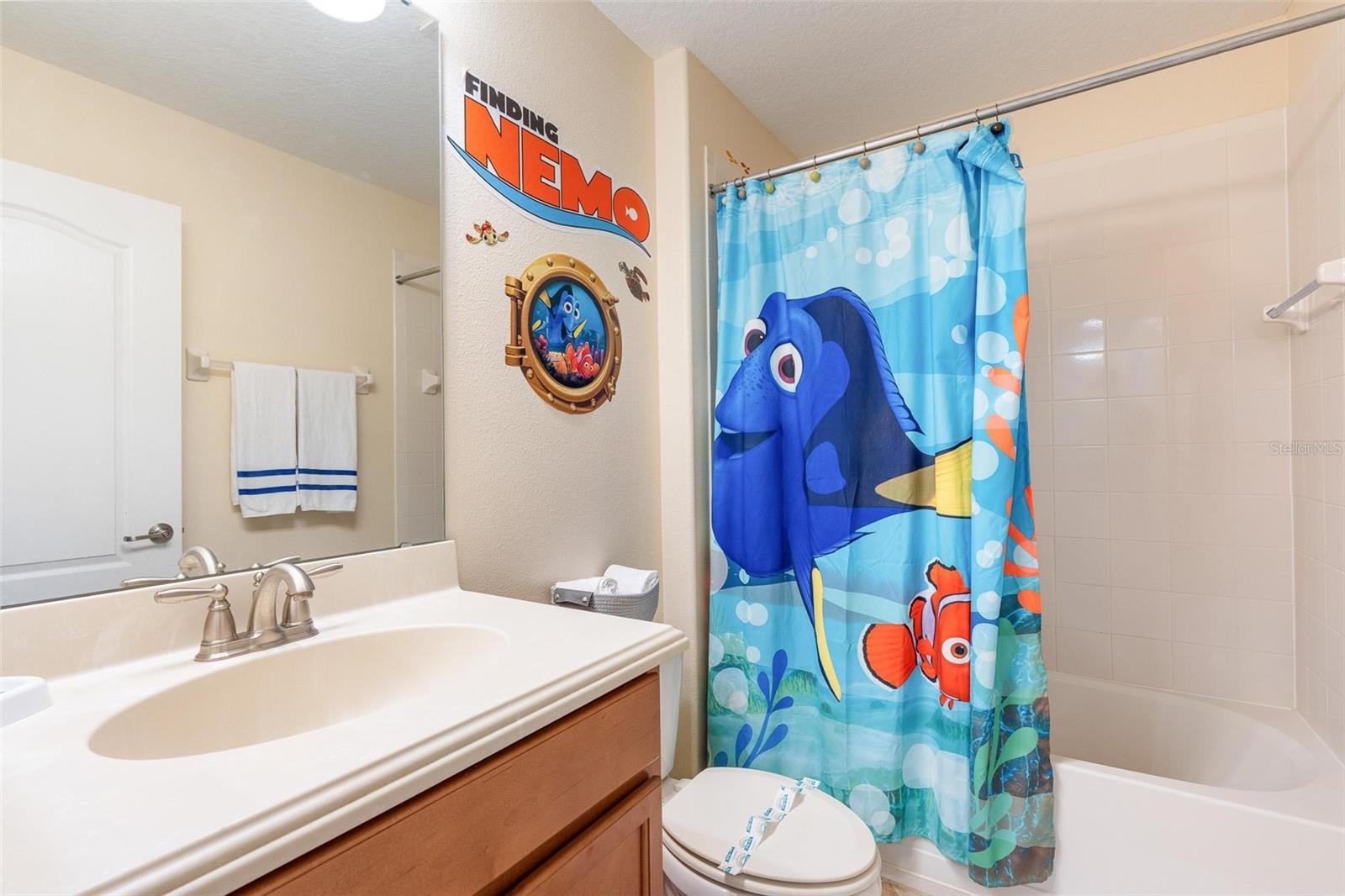 Image 25 of 49 For 8925 Sugar Palm Road