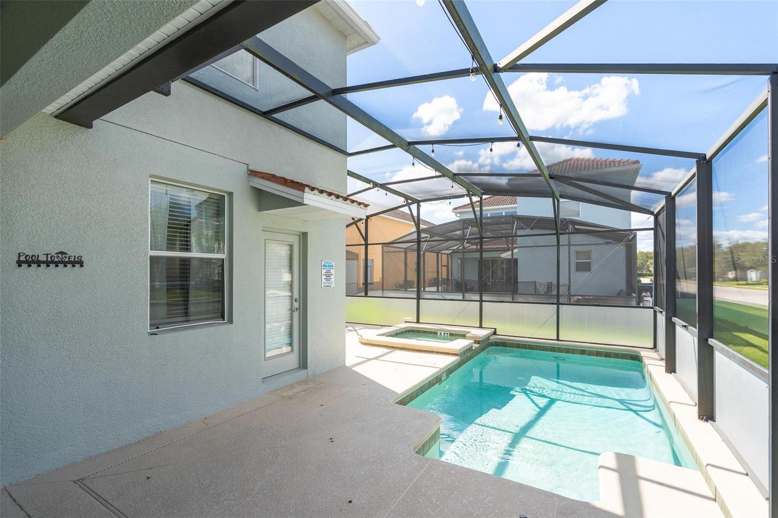 Image 33 of 49 For 8925 Sugar Palm Road