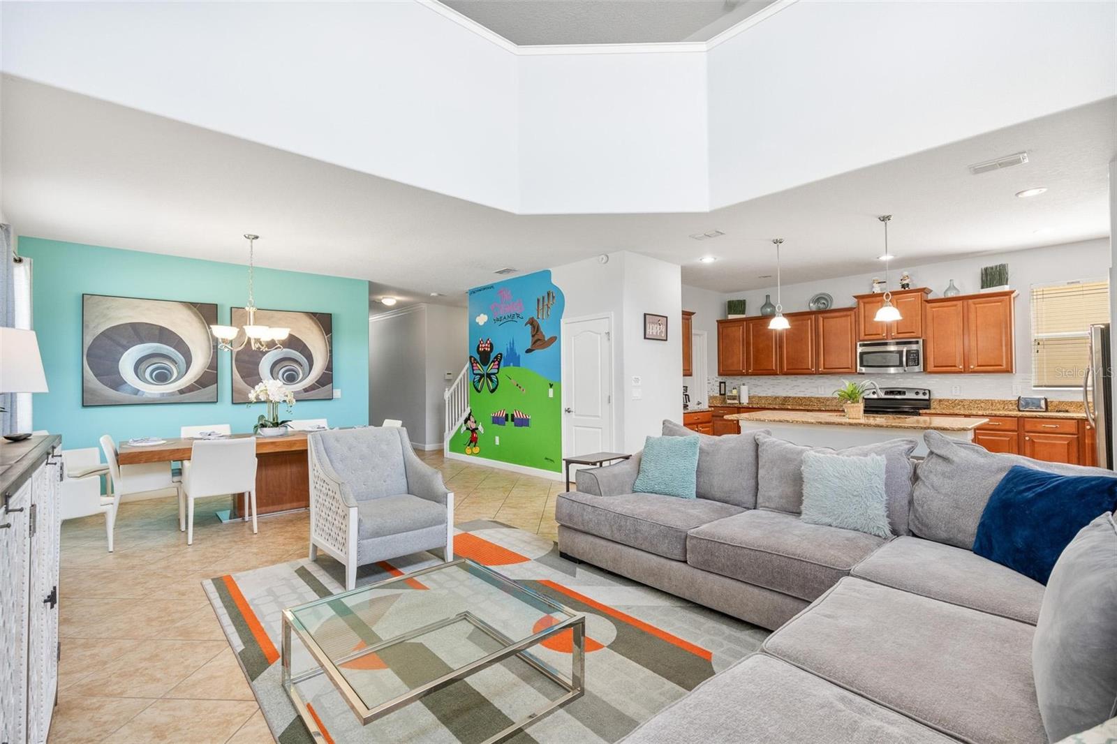 Image 8 of 49 For 8925 Sugar Palm Road