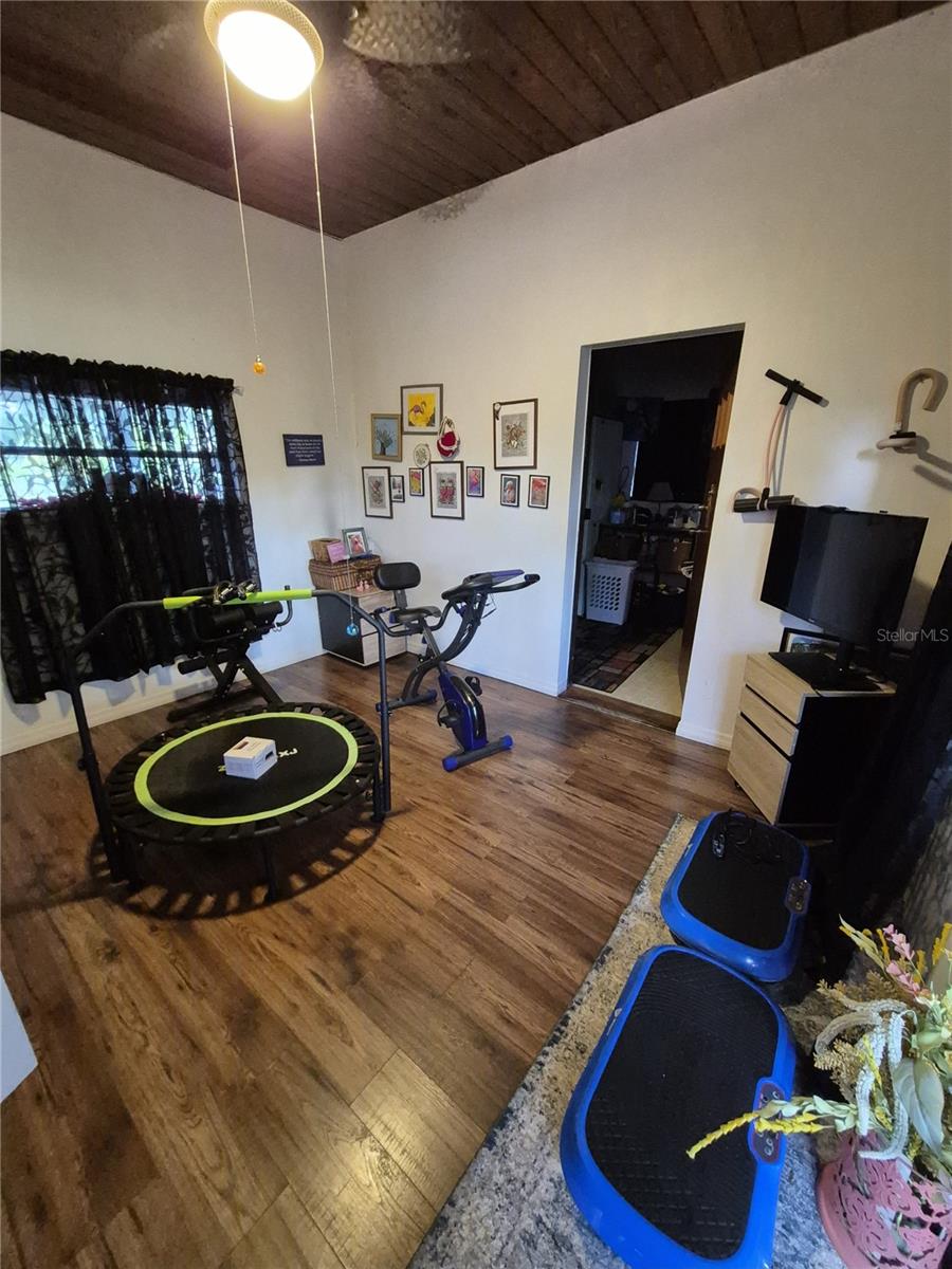 Image 10 of 21 For 9 Poinsettia Drive