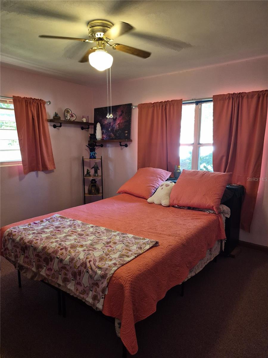 Image 12 of 21 For 9 Poinsettia Drive