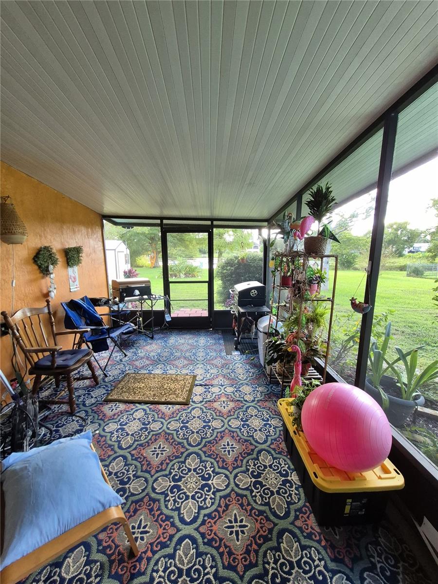 Image 15 of 21 For 9 Poinsettia Drive