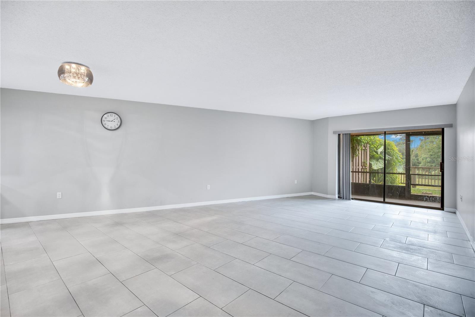 Image 7 of 26 For 1054 Lotus Cove Court 612