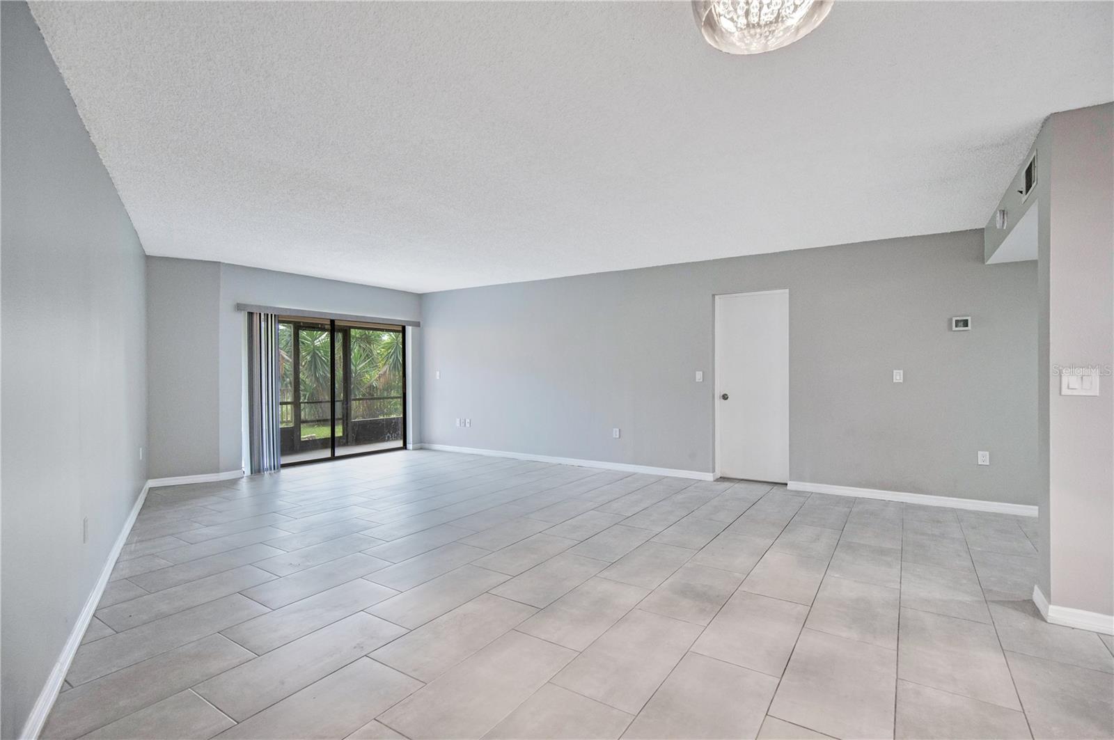 Image 9 of 26 For 1054 Lotus Cove Court 612