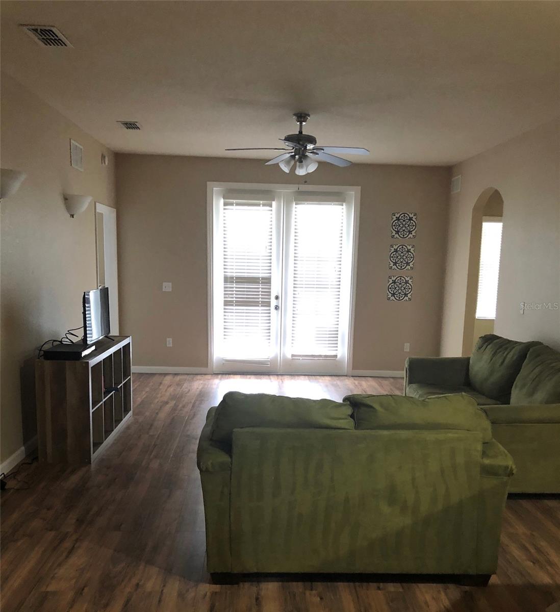 Image 16 of 37 For 3331 Whitestone Circle 201