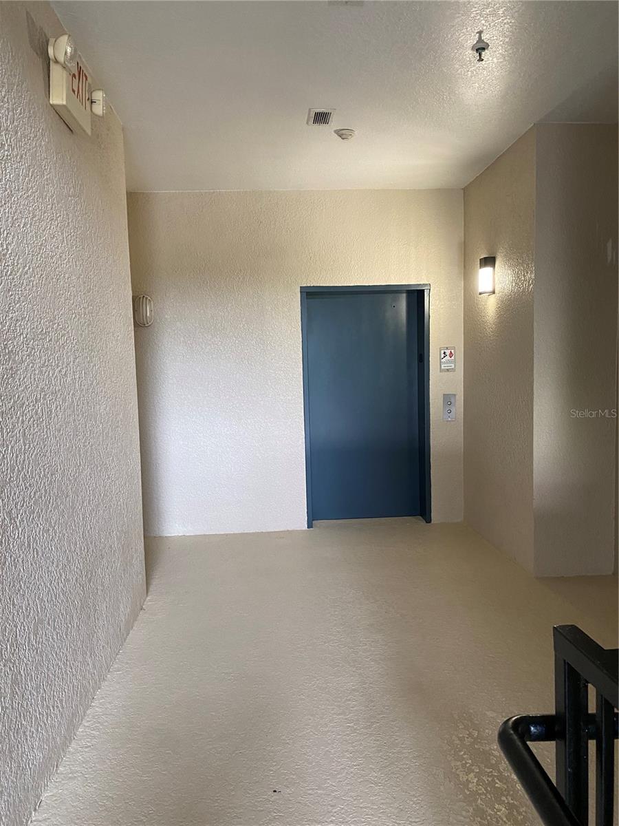 Image 29 of 37 For 3331 Whitestone Circle 201