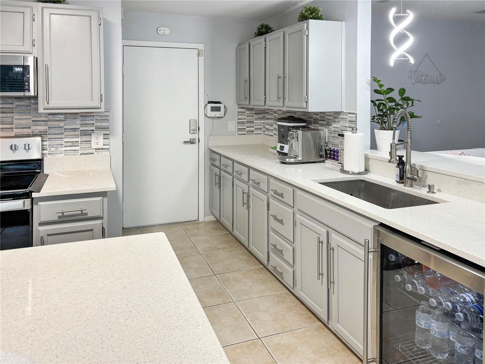 Image 3 of 14 For 10831 Satinwood Circle