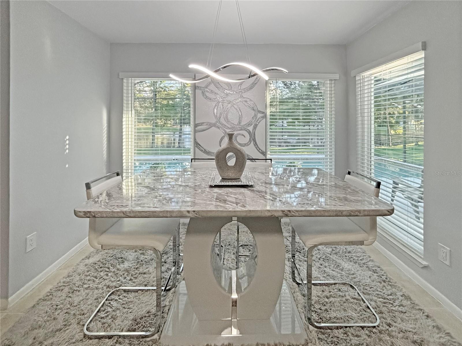 Image 5 of 14 For 10831 Satinwood Circle