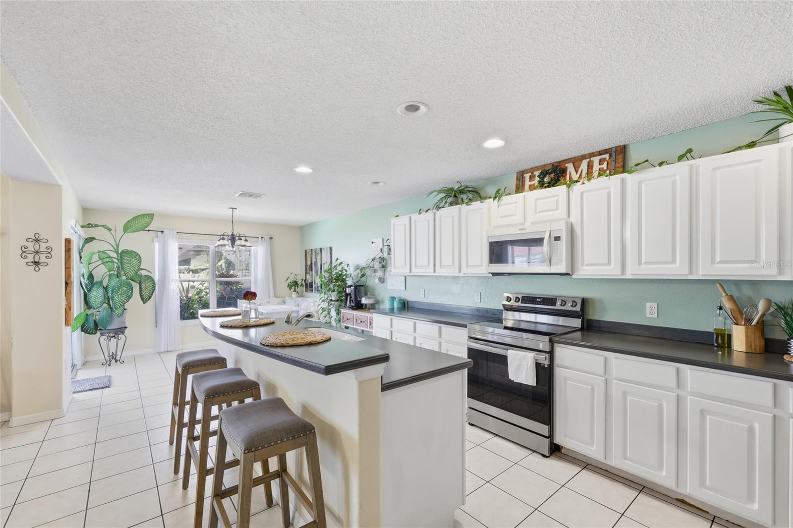 Image 18 of 46 For 4416 Philadelphia Cir