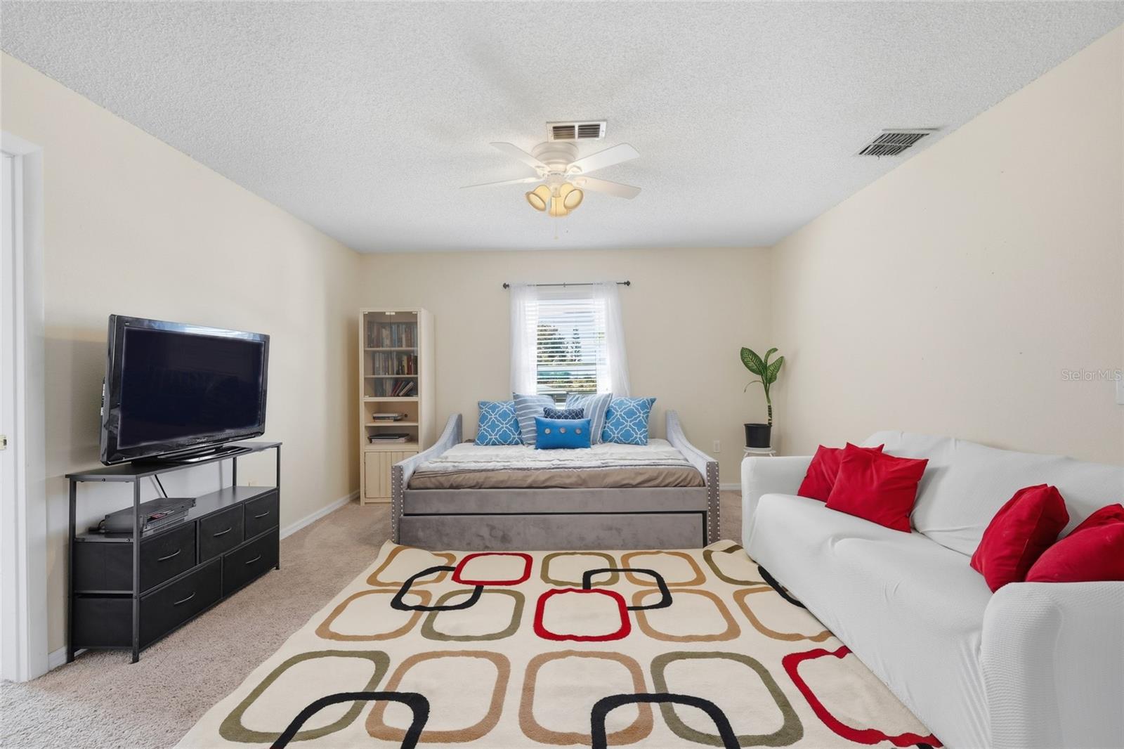 Image 24 of 46 For 4416 Philadelphia Cir