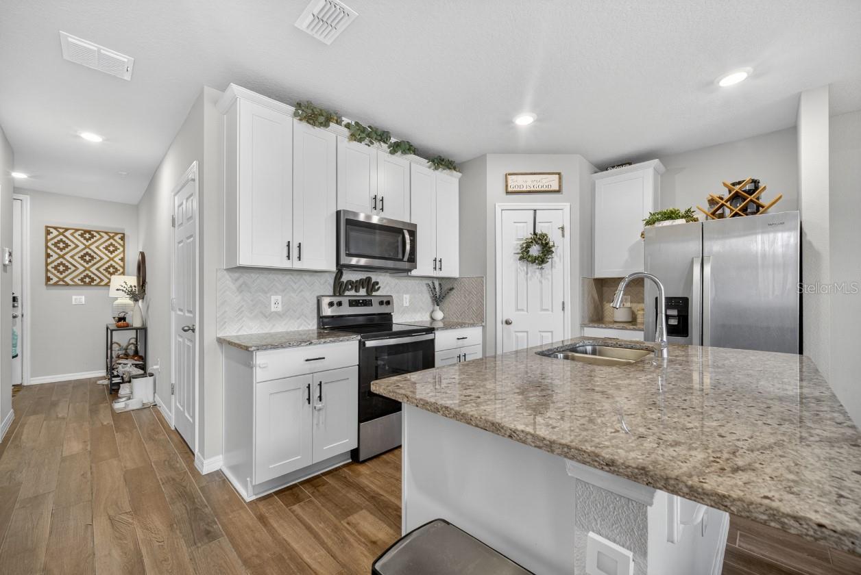 Image 14 of 72 For 2067 Harebell Lane