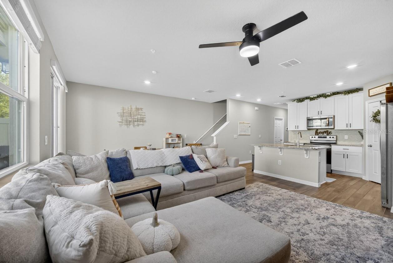 Image 18 of 72 For 2067 Harebell Lane