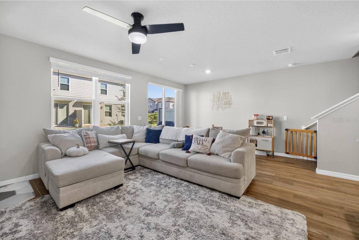 Image 19 of 72 For 2067 Harebell Lane