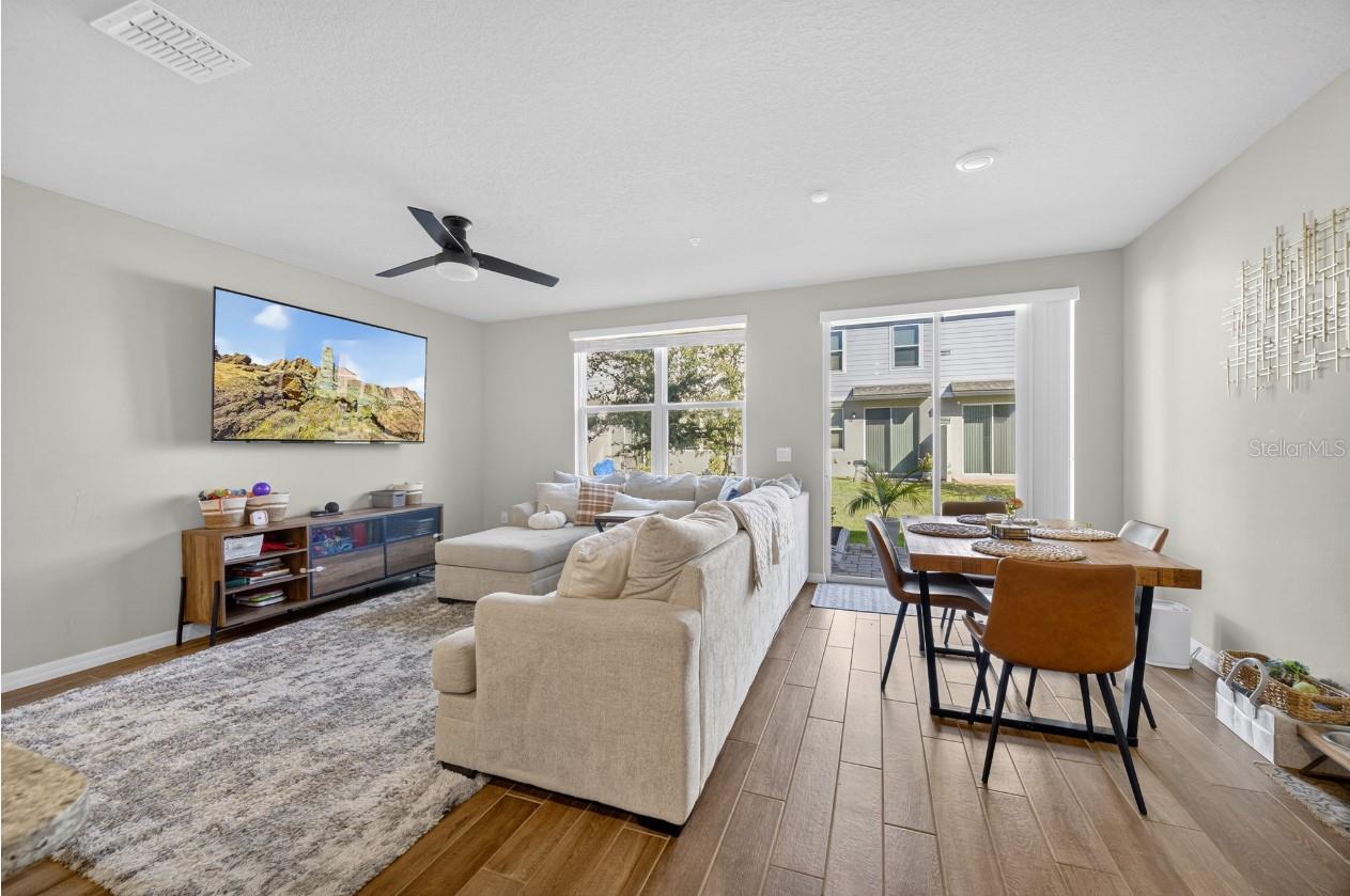 Image 20 of 72 For 2067 Harebell Lane