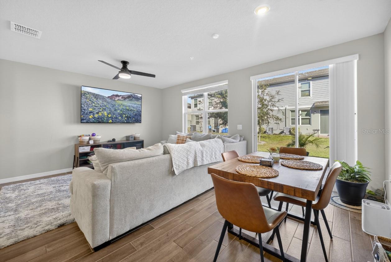 Image 24 of 72 For 2067 Harebell Lane