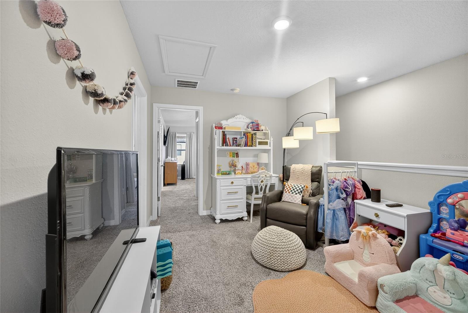 Image 30 of 72 For 2067 Harebell Lane