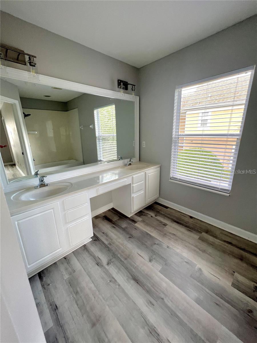 Image 15 of 35 For 2897 Polvadero Lane 101