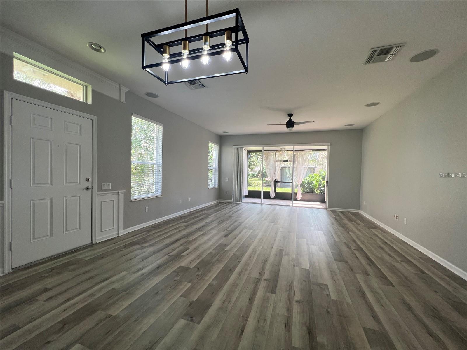 Image 4 of 35 For 2897 Polvadero Lane 101