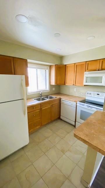 Image 13 of 42 For 129 Springwood Circle D