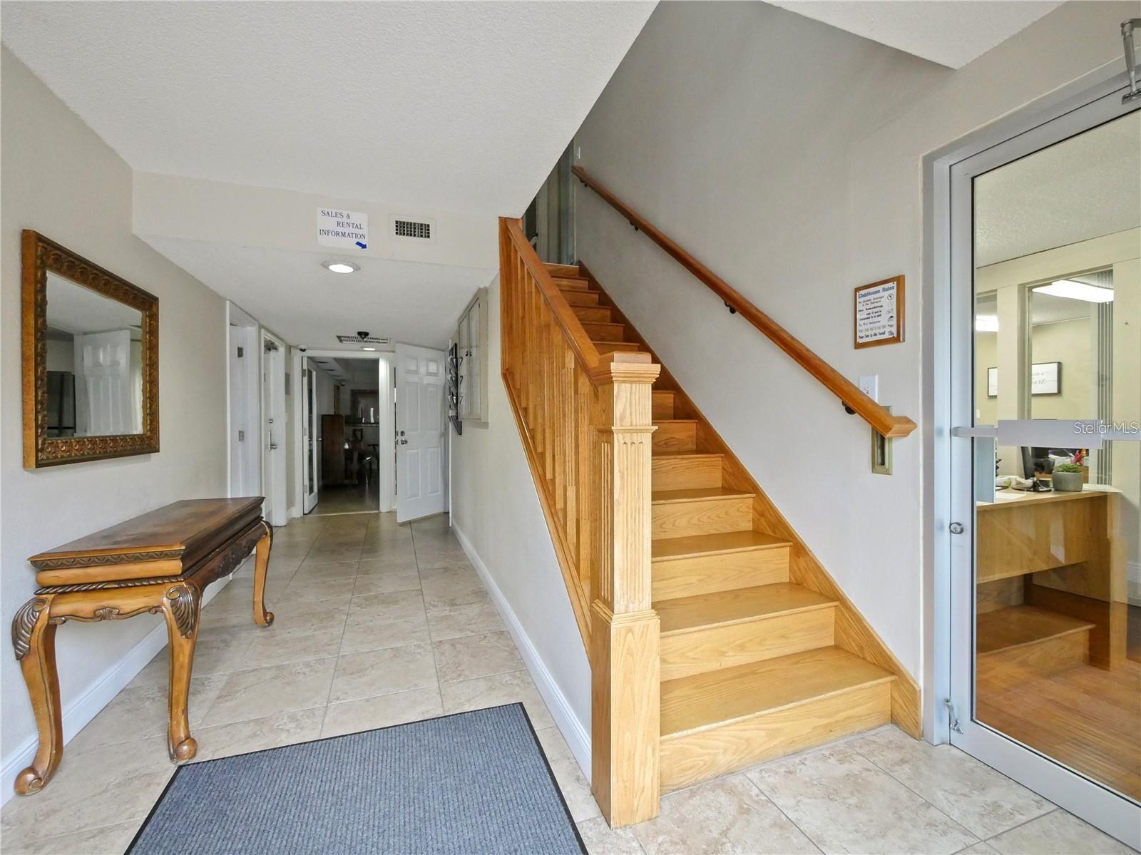 Image 37 of 42 For 129 Springwood Circle D