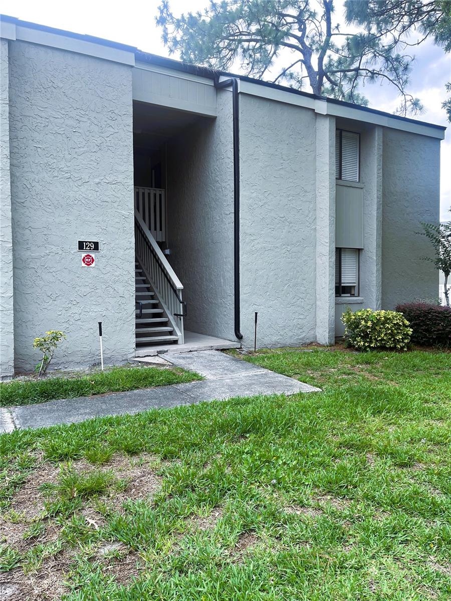 Image 41 of 42 For 129 Springwood Circle D