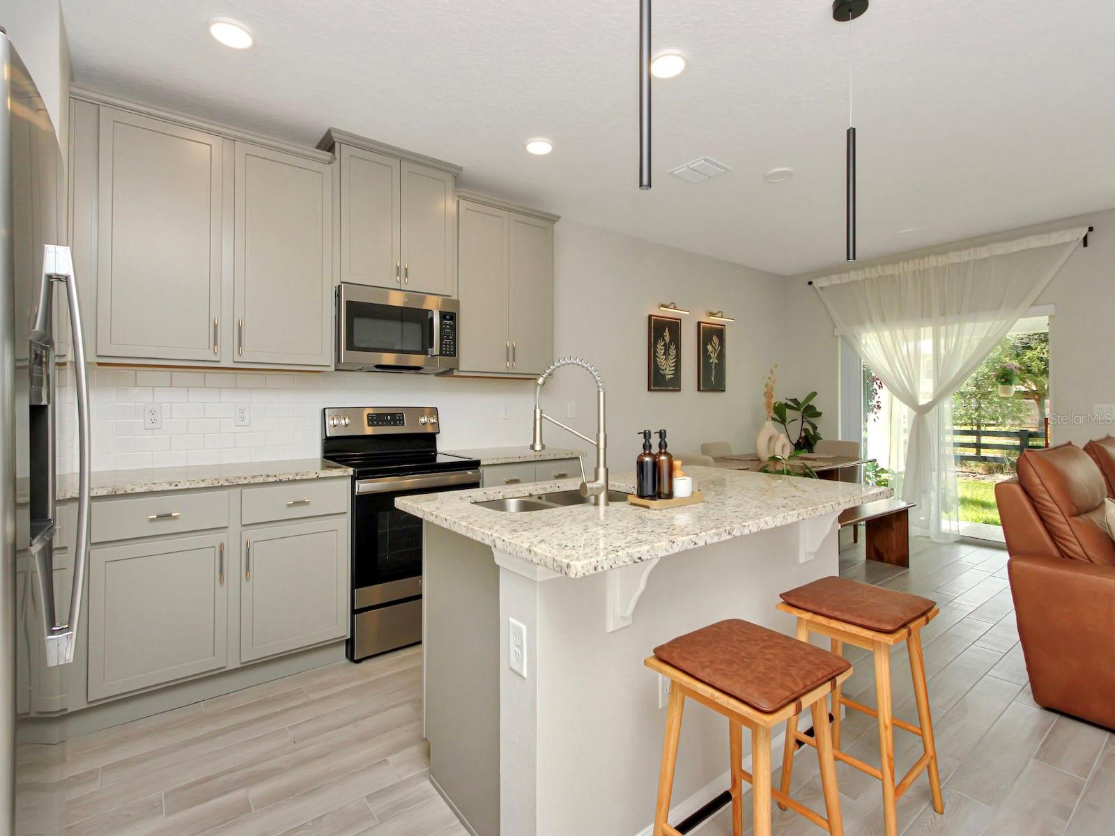 Image 3 of 43 For 2766 Narcoossee Commons Way