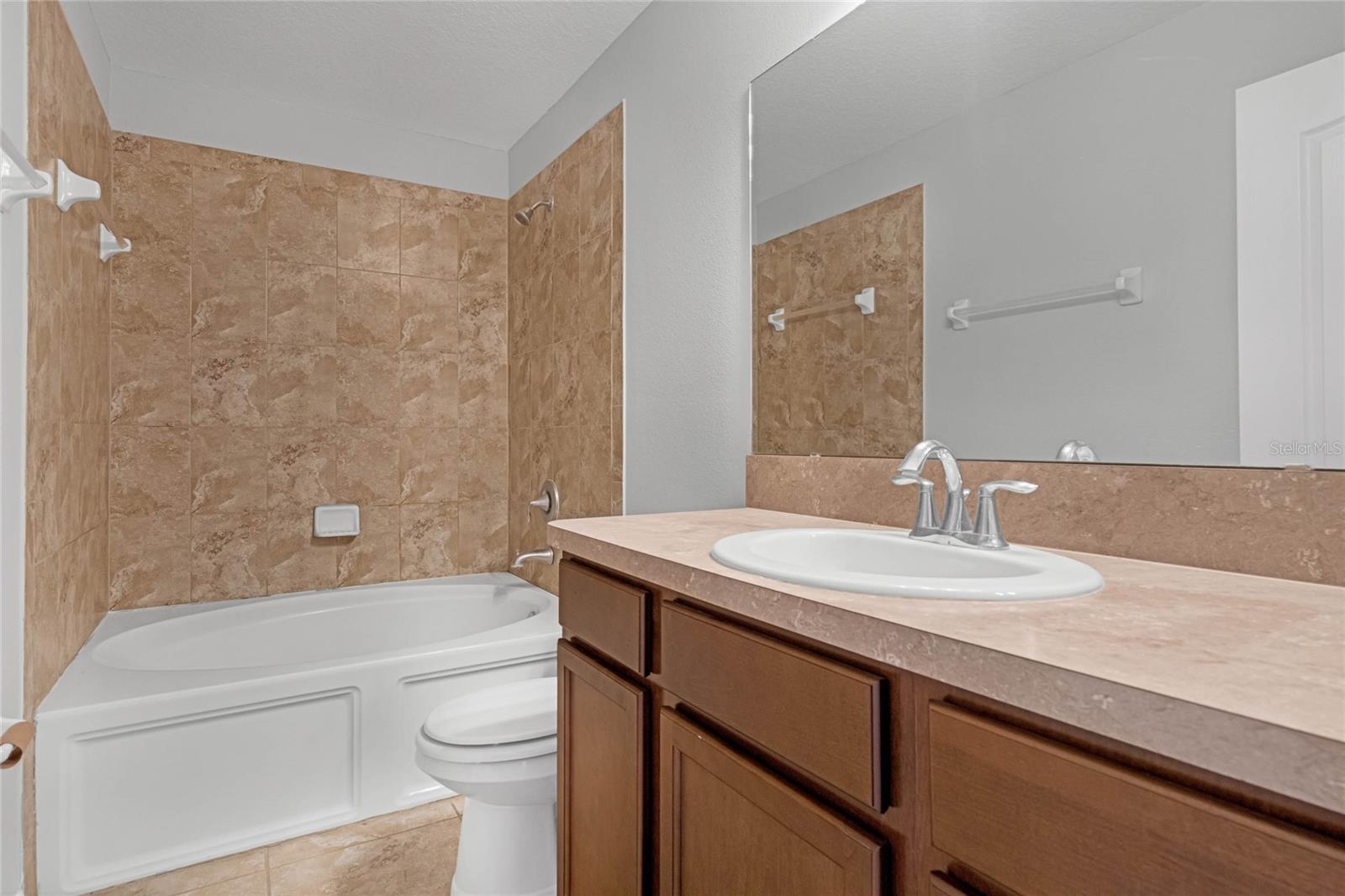 Image 15 of 22 For 260 Carina Circle 1