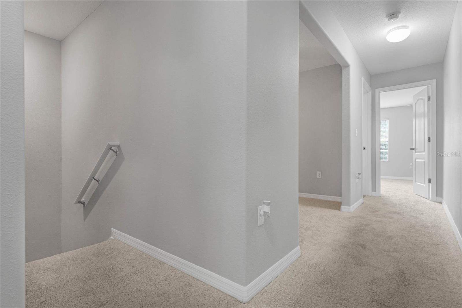 Image 17 of 22 For 260 Carina Circle 1