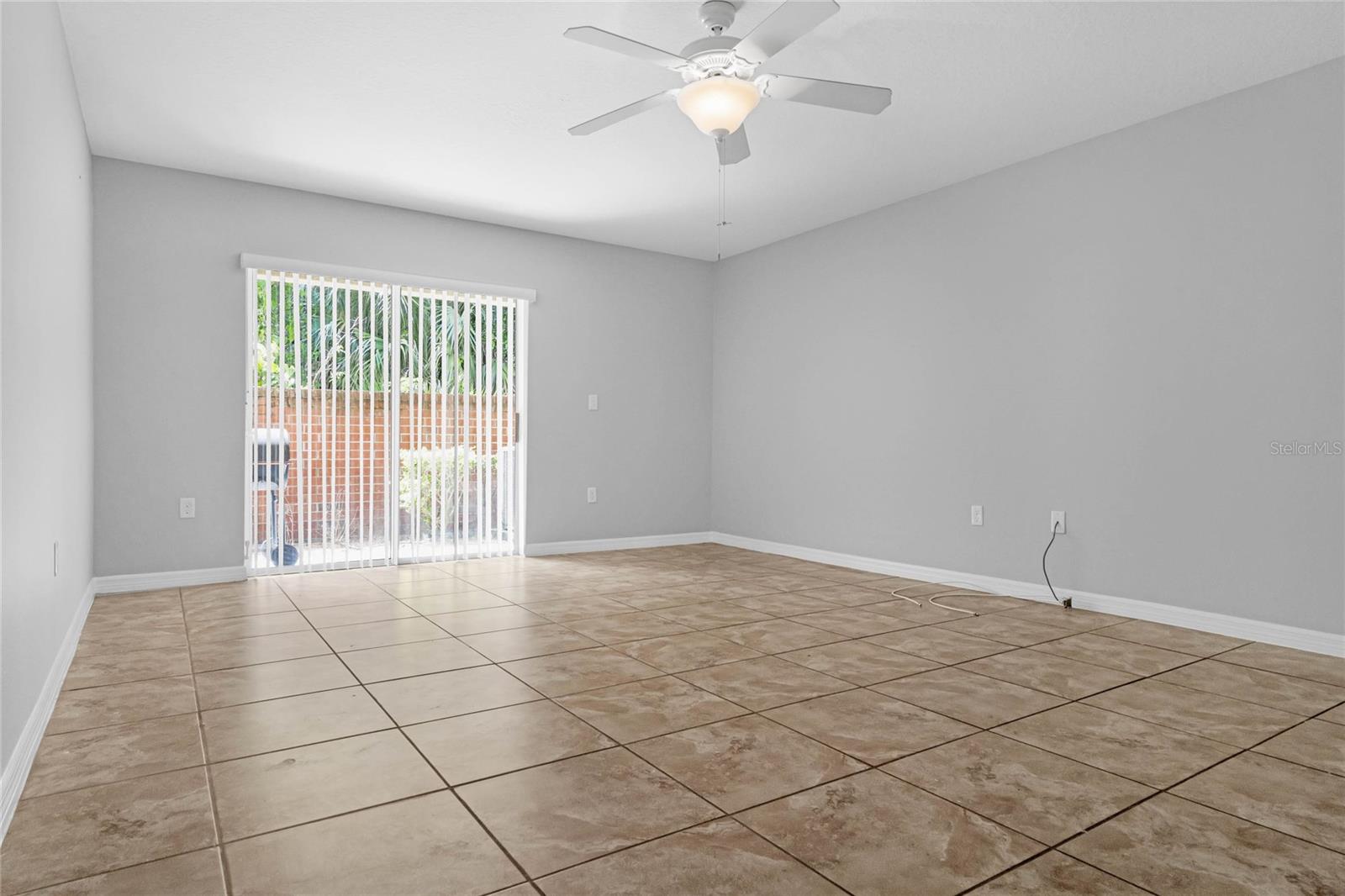 Image 6 of 22 For 260 Carina Circle 1