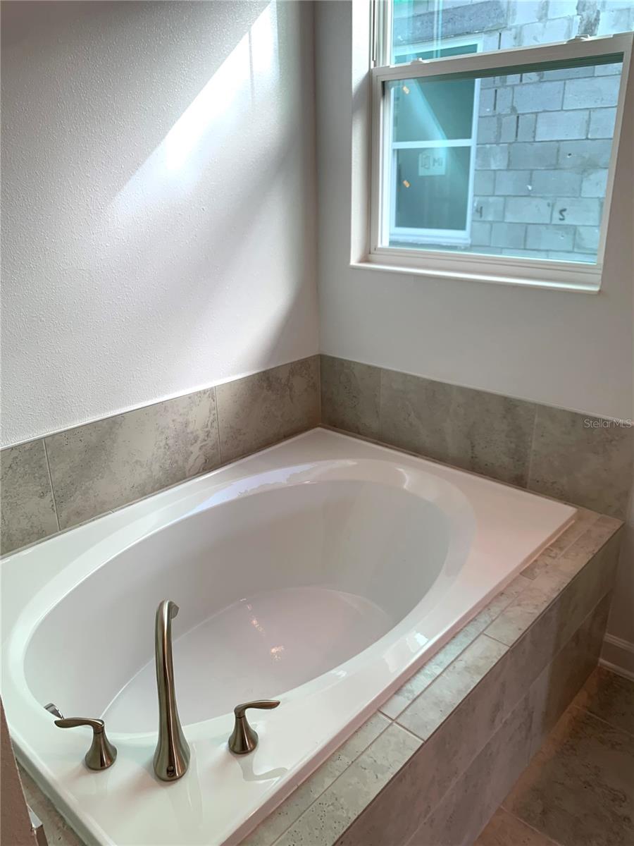 Image 16 of 33 For 11288 Listening Drive