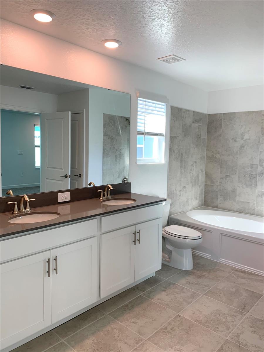 Image 20 of 33 For 11288 Listening Drive