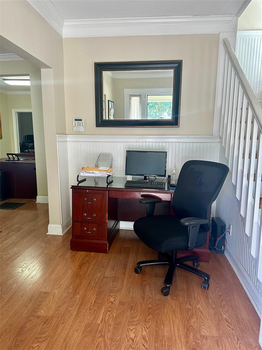 Image 5 of 13 For 901 Washington Street