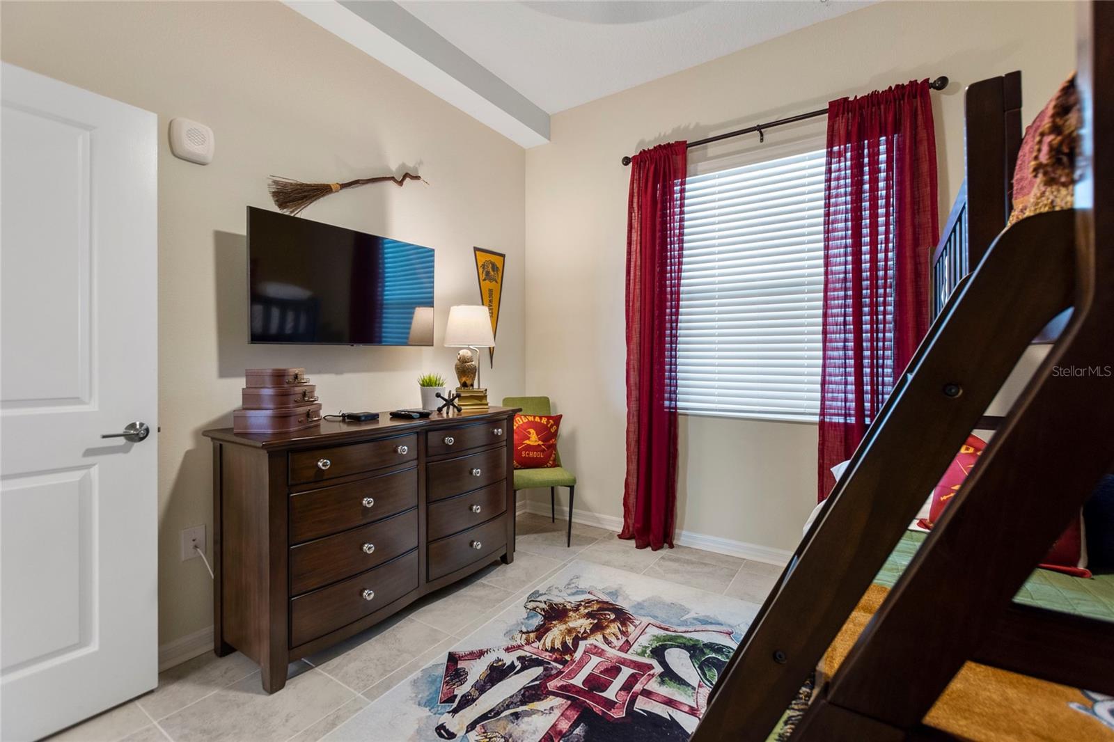 Image 18 of 50 For 3141 Paradox Circle 404