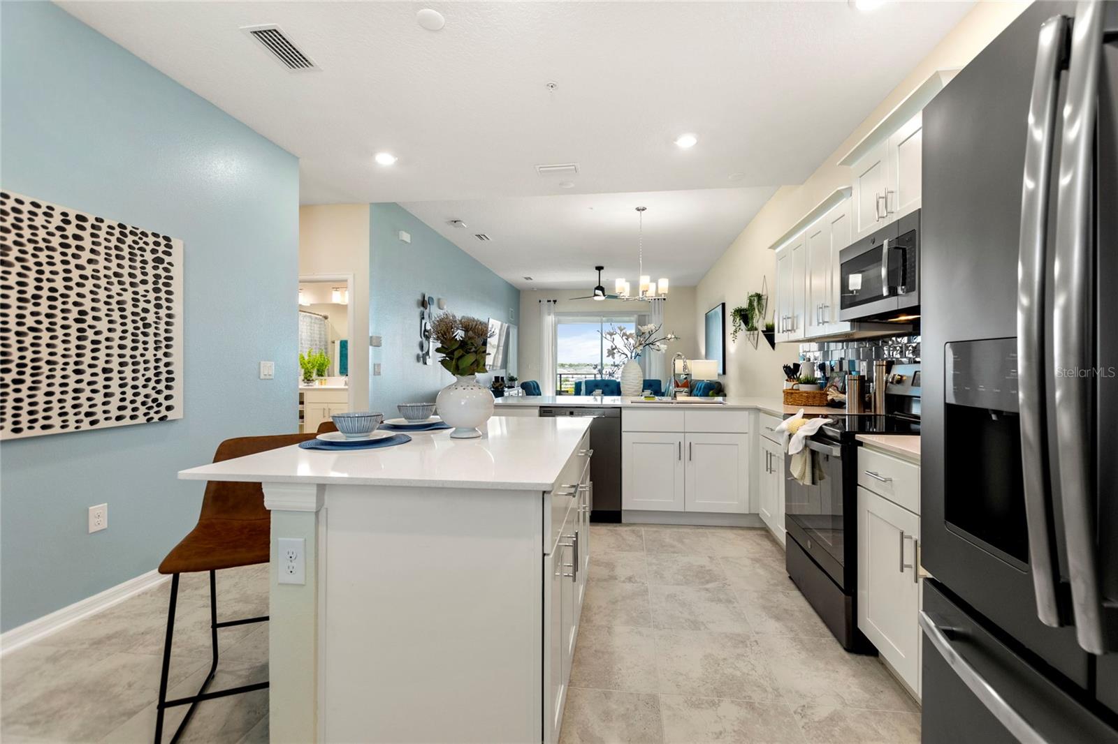 Image 2 of 50 For 3141 Paradox Circle 404