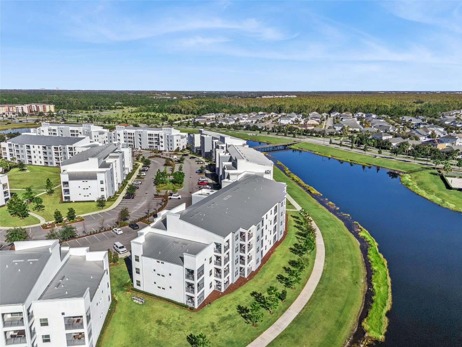 Image 26 of 50 For 3141 Paradox Circle 404