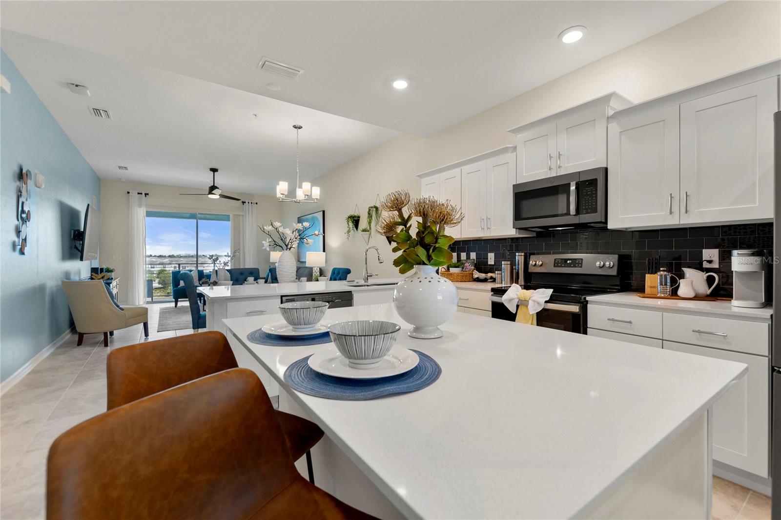 Image 4 of 50 For 3141 Paradox Circle 404