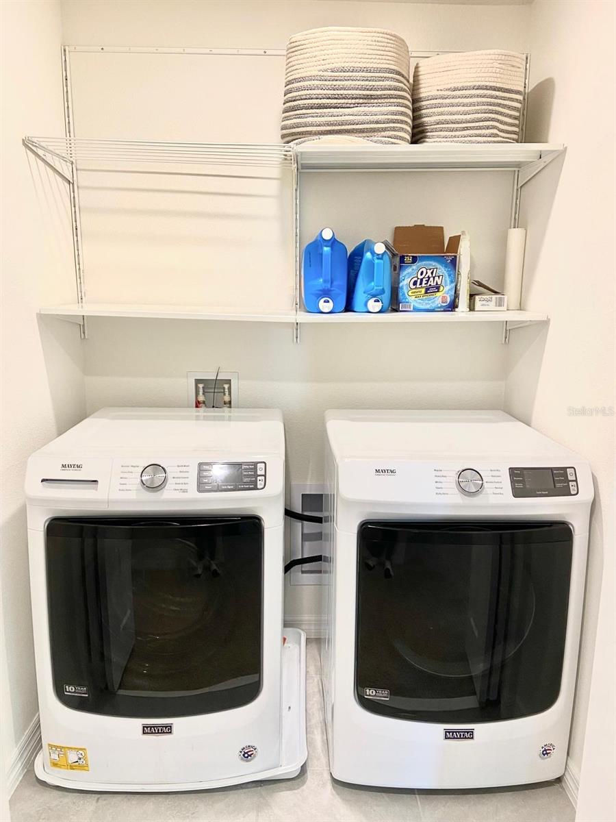 Image 11 of 18 For 1517 Southbury Drive