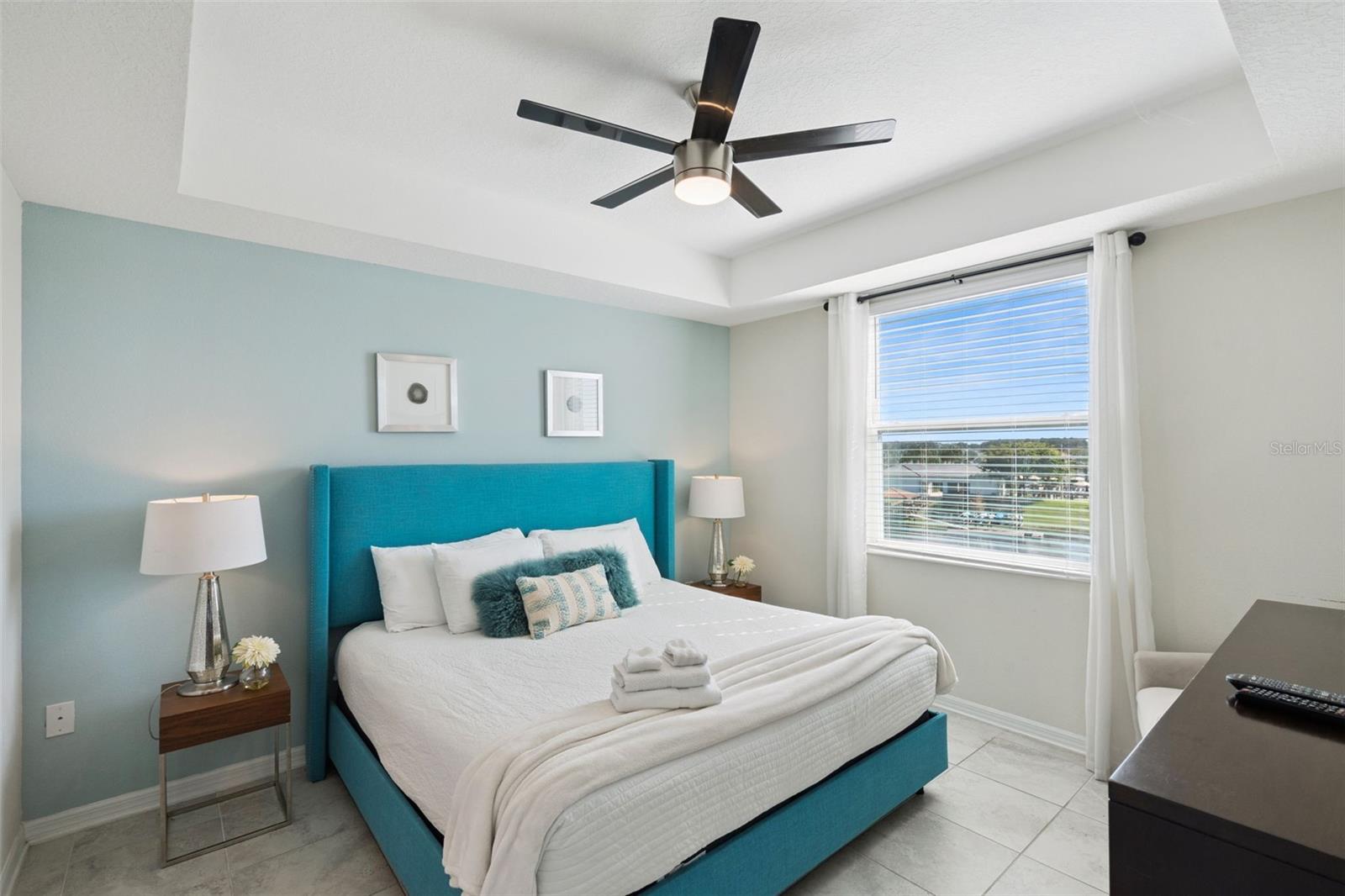 Image 16 of 66 For 3141 Paradox Circle 305