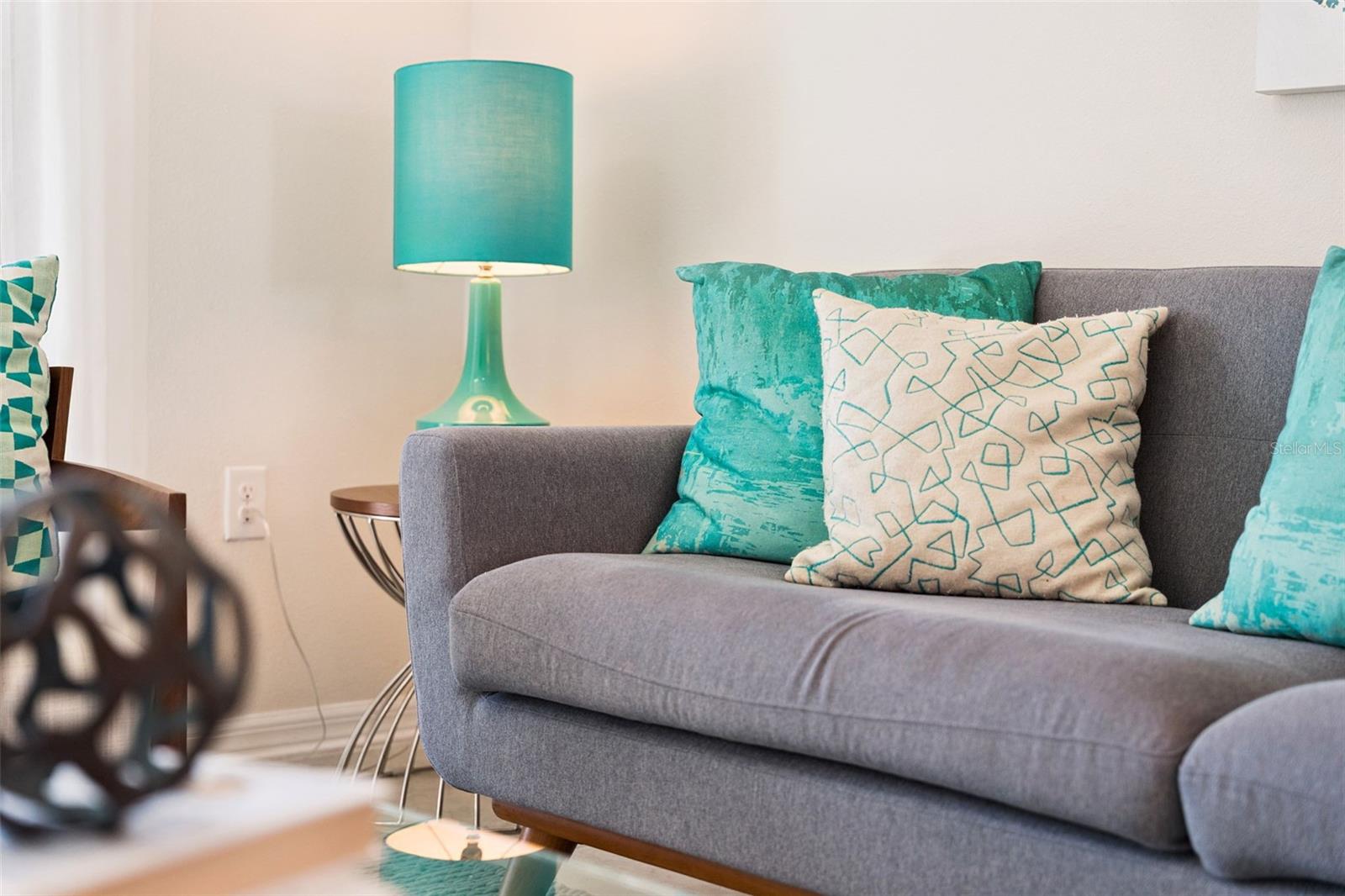 Image 26 of 66 For 3141 Paradox Circle 305