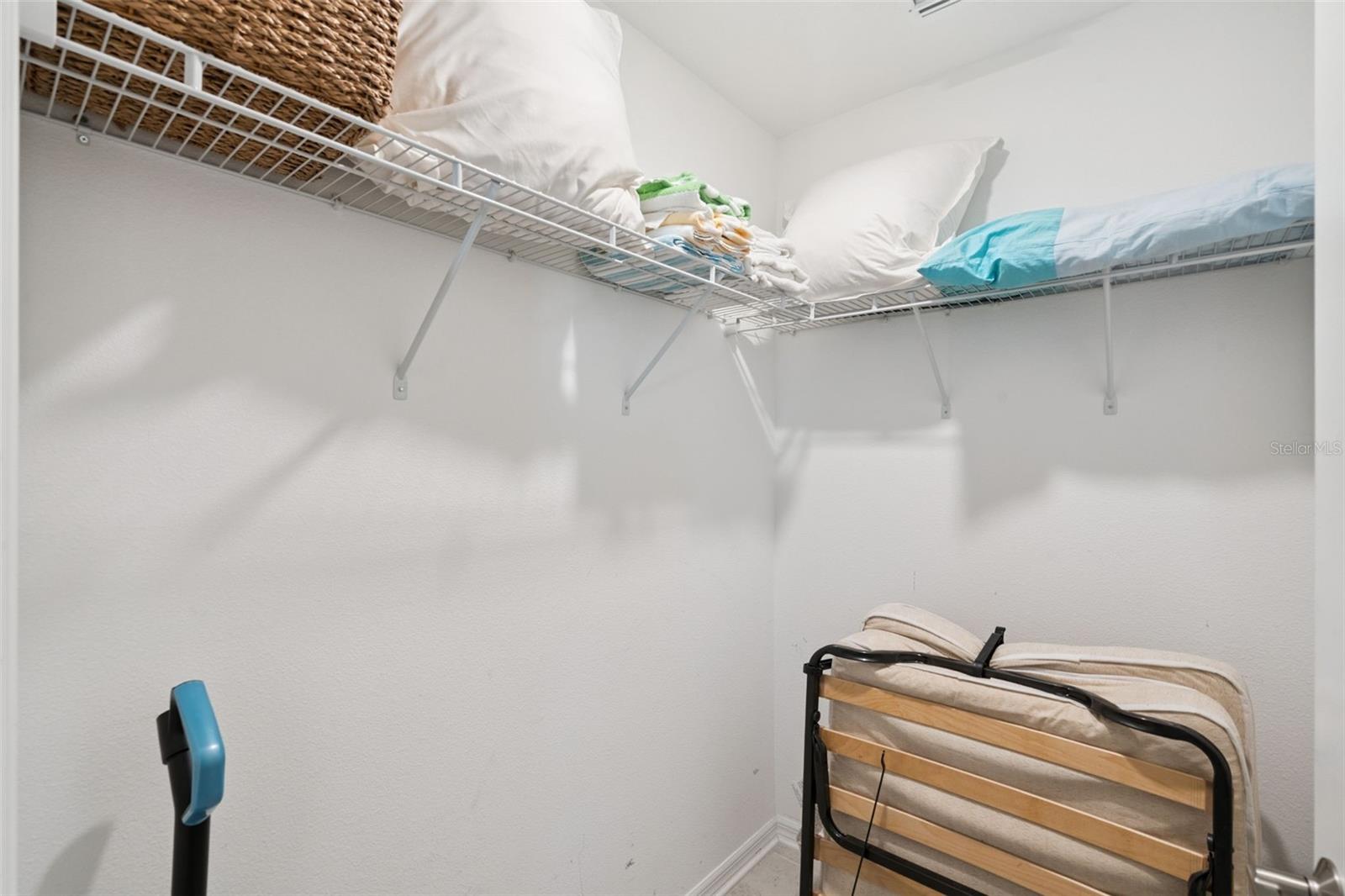 Image 30 of 66 For 3141 Paradox Circle 305