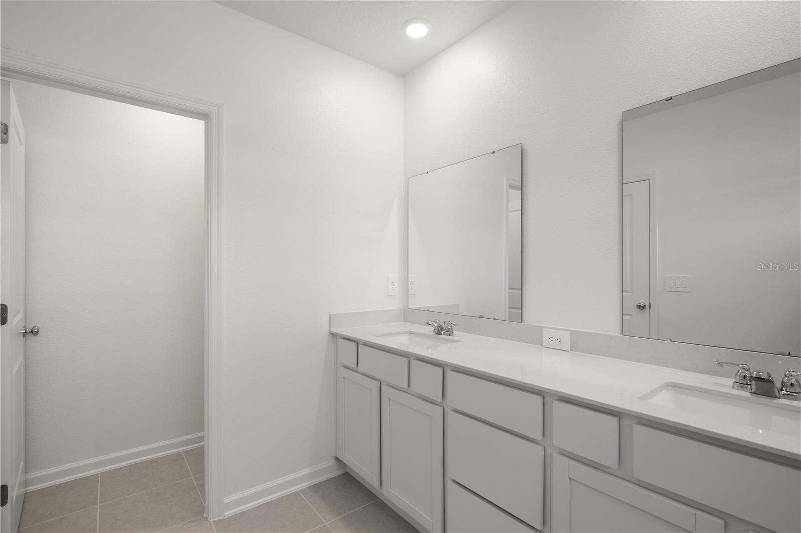 Image 16 of 25 For 2717 Skyline Loop