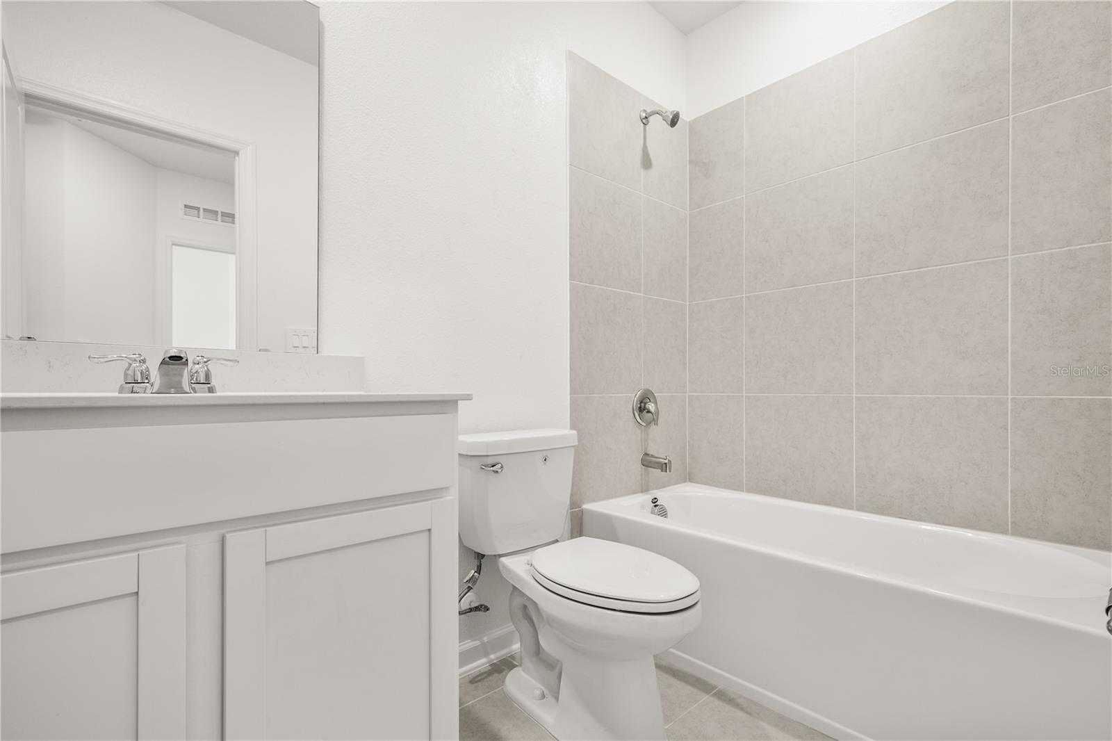 Image 18 of 25 For 2717 Skyline Loop