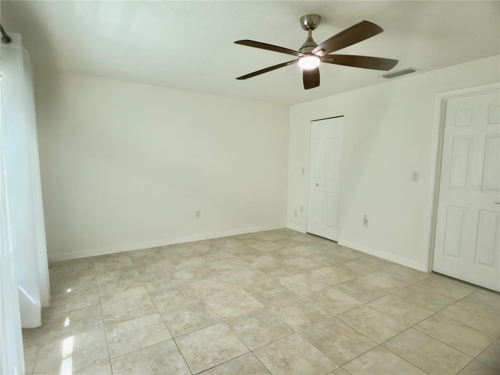 Image 10 of 20 For 4001 Oakhurst Drive 3119