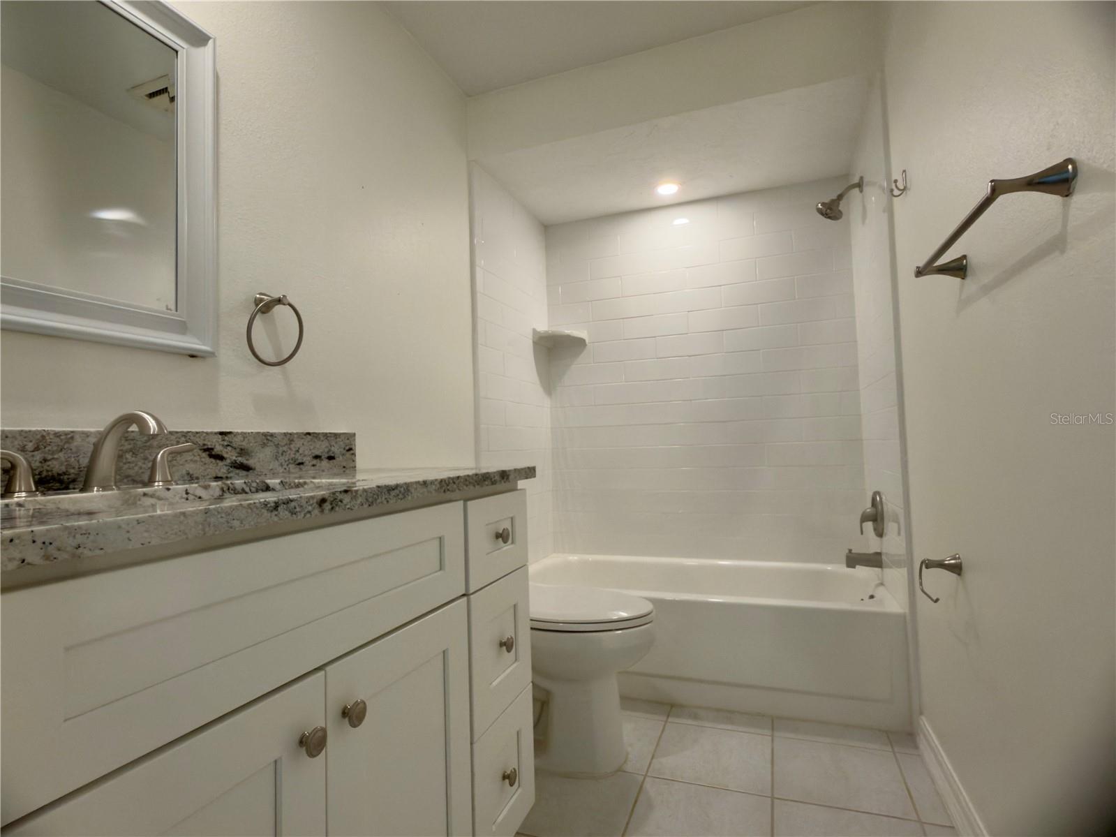 Image 15 of 20 For 4001 Oakhurst Drive 3119