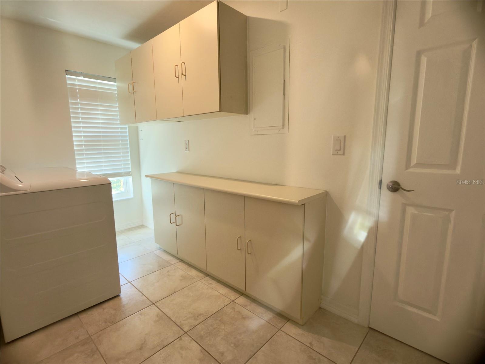 Image 17 of 20 For 4001 Oakhurst Drive 3119